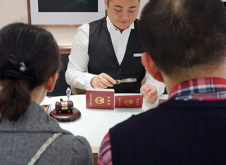 入局新零售、私域月銷400萬，60%線上成交只靠1個(gè)爆品！